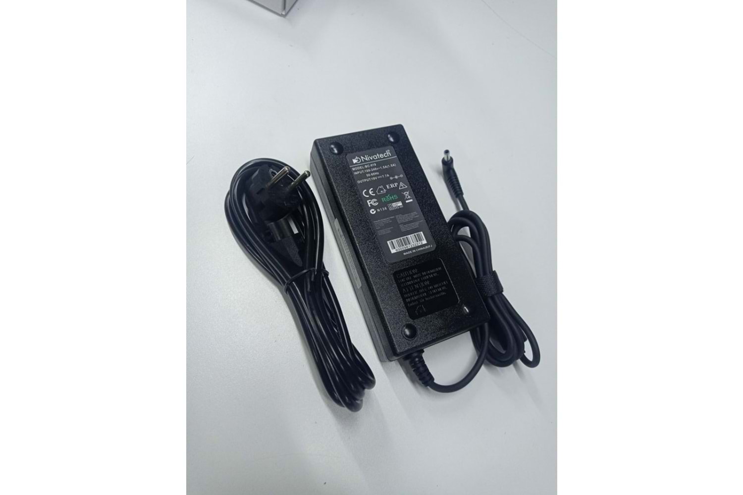 Nivatech NTC-BC919 19V - 7,7A (4,5*3,00mm) Nivatech Notebook Adaptörü